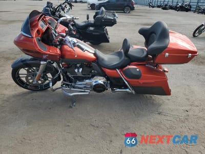 2017 HARLEY-DAVIDSON FLTRXSE CVO ROAD GLIDE 1HD1TCL11JB958117 - główne zdjęcie licytacji z USA - miniatura