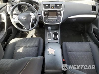 Zdjęcie 12 z 21 samochodu: 2018 NISSAN ALTIMA 2.5 S VIN:1N4AL3AP6JC144196 - miniatura