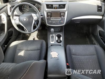 Zdjęcie 8 z 13 samochodu: 2018 NISSAN ALTIMA 2.5 VIN:1N4AL3AP6JC144196 - miniatura