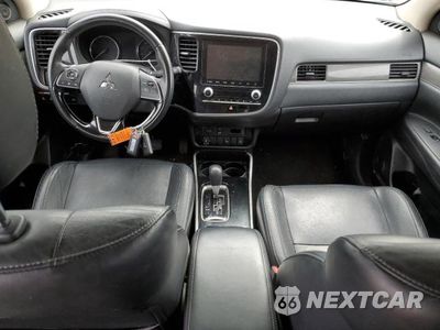 Zdjęcie 8 z 13 samochodu: 2020 MITSUBISHI OUTLANDER SE VIN:JA4AZ3A32LZ035881 - miniatura