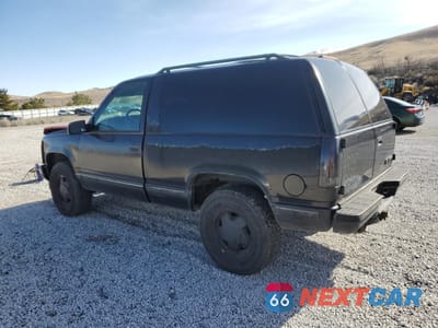 Drugie zdjęcie samochodu z przodu: 1995 GMC YUKON VIN:3GKEK18K2SG503656 - miniatura