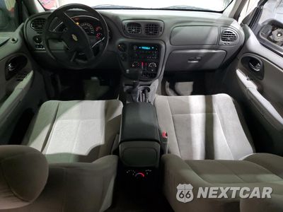 Zdjęcie 8 z 16 samochodu: 2006 CHEVROLET TRAILBLAZER EXT LS VIN:1GNET16SX66103516 - miniatura