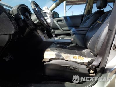 Zdjęcie 7 z 16 samochodu: 2004 INFINITI FX35 VIN:JNRAS08W94X212982 - miniatura