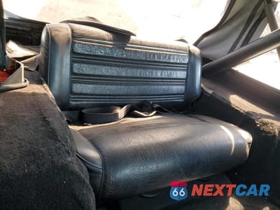 Zdjęcie 10 z 12 samochodu: 1987 JEEP WRANGLER LAREDO VIN:2BCCV814XHB538389 - miniatura