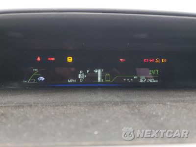 Zdjęcie 9 z 14 samochodu: 2012 TOYOTA PRIUS V VIN:JTDZN3EUXC3152649 - miniatura