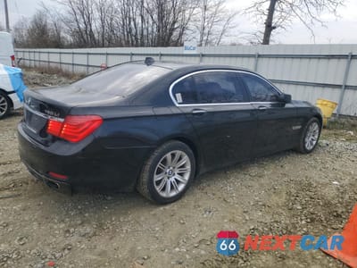 Trzecie zdjęcie samochodu z tyłu: 2011 BMW 750 LXI VIN:WBAKC8C52BC433002 - miniatura