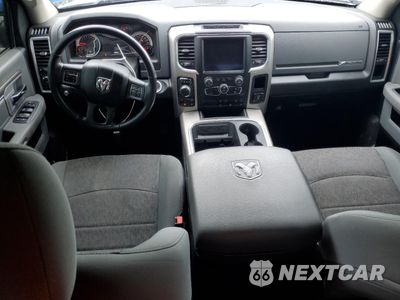 Zdjęcie 8 z 15 samochodu: 2018 RAM 1500 SLT VIN:3C6RR7LG0JG196105 - miniatura