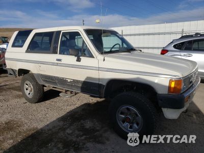 Czwarte zdjęcie samochodu z boku: 1986 TOYOTA 4RUNNER RN60 VIN:JT4RN62D6G0046230 - miniatura