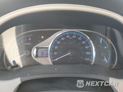 Zdjęcie 9 z 13 samochodu: 2013 TOYOTA SIENNA XLE VIN:5TDYK3DC6DS382007 - miniatura