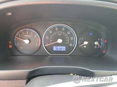 Zdjęcie 9 z 15 samochodu: 2009 HYUNDAI SANTA FE GLS VIN:5NMSG13D89H246087 - miniatura