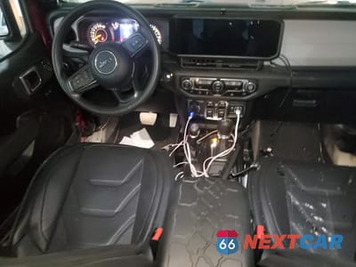 Zdjęcie 8 z 12 samochodu: 2024 JEEP GLADIATOR SPORT VIN:1C6HJTAG5RL131165 - miniatura
