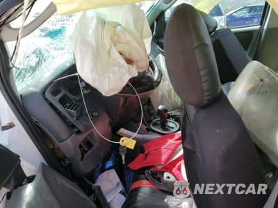 Zdjęcie 7 z 14 samochodu: 2005 MAZDA TRIBUTE S VIN:4F2CZ04195KM10622 - miniatura