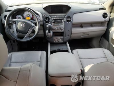 Zdjęcie 8 z 14 samochodu: 2012 HONDA PILOT TOURING VIN:5FNYF3H97CB020113 - miniatura