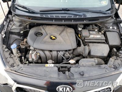 Zdjęcie 12 z 14 samochodu: 2016 KIA FORTE LX VIN:KNAFK4A67G5610275 - miniatura