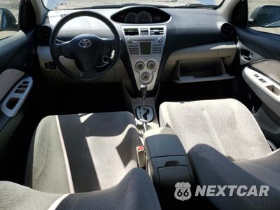 Zdjęcie 8 z 12 samochodu: 2008 TOYOTA YARIS VIN:JTDBT923384011378 - miniatura