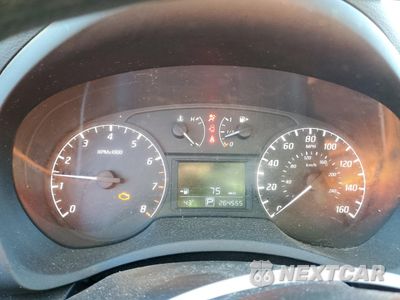 Zdjęcie 9 z 12 samochodu: 2015 NISSAN SENTRA S VIN:3N1AB7AP6FY377579 - miniatura