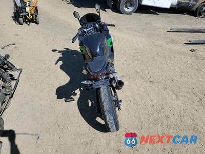 Zdjęcie 6 z 10 samochodu: 2023 KAWASAKI EX400 VIN:JKAEXKH11PDAP4599 - miniatura