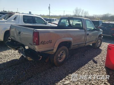 Trzecie zdjęcie samochodu z tyłu: 1998 GMC SIERRA K2500 VIN:1GTGK24R4WZ551100 - miniatura