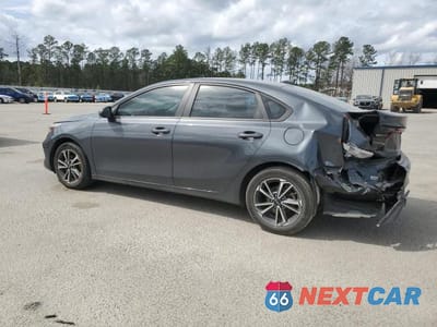 Drugie zdjęcie samochodu z przodu: 2022 KIA FORTE LXS VIN:3KPF24AD3NE442623 - miniatura