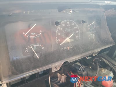 Zdjęcie 8 z 10 samochodu: 1993 FORD ECONOLINE E350 CUTAWAY VAN VIN:1FDKE30GXPHA21194 - miniatura