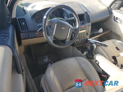 Zdjęcie 8 z 13 samochodu: 2010 LAND ROVER LR2 HSE VIN:SALFR2BN1AH199866 - miniatura