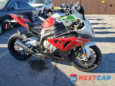 2013 BMW S 1000 RR WB105340XDZL17442 - główne zdjęcie licytacji z USA - miniatura