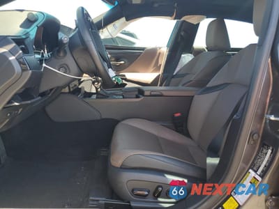 Zdjęcie 7 z 13 samochodu: 2022 LEXUS ES 300H BASE VIN:58ADA1C17NU026222 - miniatura