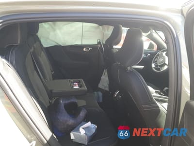 Zdjęcie 11 z 13 samochodu: 2023 VOLVO C40 RECHARGE ULTIMATE VIN:YV4ED3GM1P2056979 - miniatura