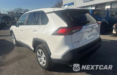 Trzecie zdjęcie samochodu z tyłu: 2024 TOYOTA RAV4 LE VIN:2T3F1RFV8RC444364 - miniatura