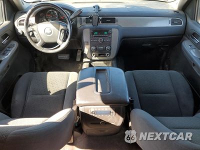 Zdjęcie 8 z 16 samochodu: 2008 CHEVROLET TAHOE K1500 VIN:1GNFK13048J235410 - miniatura