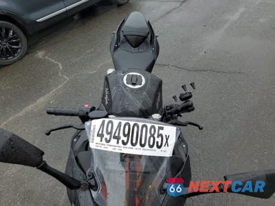 Piąte zdjęcie samochodu w środku: 2018 KAWASAKI EX400 VIN:JKAEXKH12JDA12085 - miniatura