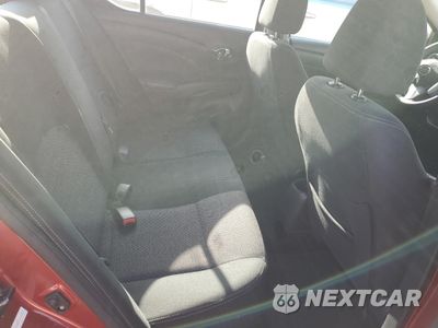 Zdjęcie 10 z 13 samochodu: 2019 NISSAN VERSA S VIN:3N1CN7AP0KL810417 - miniatura