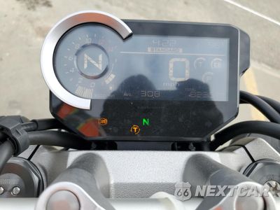 Zdjęcie 7 z 10 samochodu: 2019 HONDA CB1000 RA VIN:JH2SC8019KK100295 - miniatura