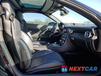 Zdjęcie 10 z 12 samochodu: 2019 MERCEDES-BENZ SLC 300 VIN:WDDPK3JAXKF160281 - miniatura