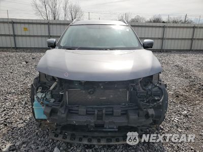 Piąte zdjęcie samochodu w środku: 2016 NISSAN ROGUE S VIN:KNMAT2MT7GP718884 - miniatura