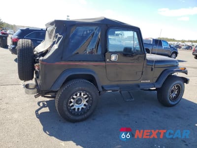 Trzecie zdjęcie samochodu z tyłu: 1987 JEEP WRANGLER LAREDO VIN:2BCCV814XHB538389 - miniatura