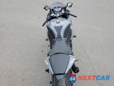 Zdjęcie 6 z 10 samochodu: 2019 KAWASAKI ZX636 K VIN:JKBZXJG14KA001341 - miniatura