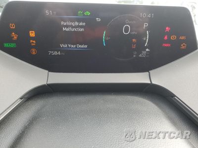 Zdjęcie 9 z 13 samochodu: 2024 TOYOTA PRIUS PRIME SE VIN:JTDACACU1R3012248 - miniatura