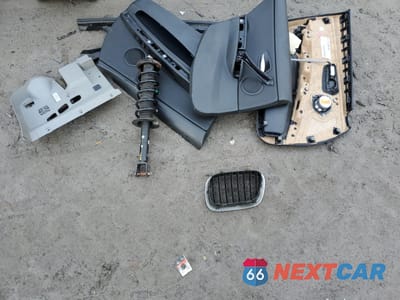 Zdjęcie 12 z 13 samochodu: 2008 BMW 335 I VIN:WBAVB73538VH24523 - miniatura