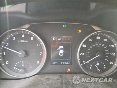 Zdjęcie 9 z 12 samochodu: 2018 HYUNDAI ELANTRA SEL VIN:5NPD84LF9JH303719 - miniatura