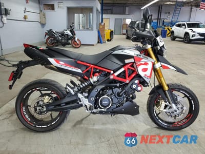 2018 APRILIA DORSODURO ZD4KBU007JS000016 - główne zdjęcie licytacji z USA - miniatura