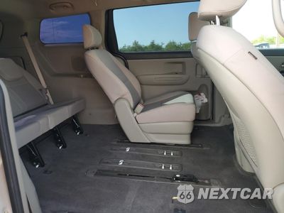 Zdjęcie 11 z 14 samochodu: 2017 KIA SEDONA LX VIN:KNDMB5C12H6231973 - miniatura
