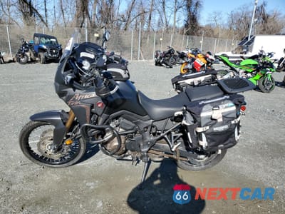 Trzecie zdjęcie samochodu z tyłu: 2018 HONDA CRF1000 D VIN:JH2SD0415JK200109 - miniatura