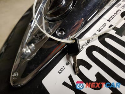 Zdjęcie 8 z 9 samochodu: 2006 HONDA VTX1300 C VIN:1HFSC550X6A212970 - miniatura