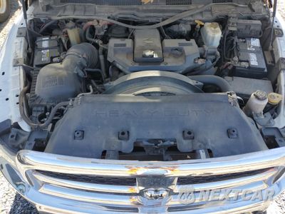 Zdjęcie 7 z 10 samochodu: 2015 RAM 5500 VIN:3C7WRMAL9FG567251 - miniatura