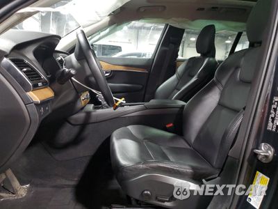 Zdjęcie 7 z 16 samochodu: 2022 VOLVO XC90 T6 MOMENTUM VIN:YV4A22PK5N1834863 - miniatura