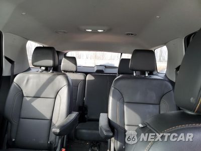 Zdjęcie 10 z 14 samochodu: 2019 CHEVROLET TRAVERSE LT VIN:1GNEVHKW8KJ248217 - miniatura