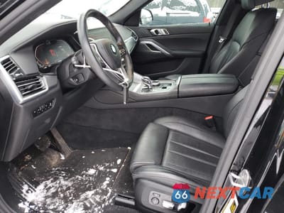 Zdjęcie 7 z 16 samochodu: 2021 BMW X6 SDRIVE 40I VIN:5UXCY4C03M9H58300 - miniatura