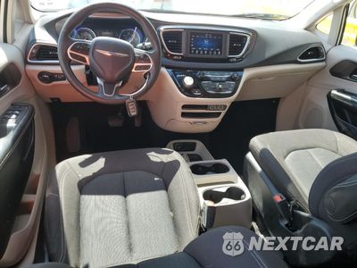Zdjęcie 8 z 13 samochodu: 2021 CHRYSLER VOYAGER LX VIN:2C4RC1CG3MR561334 - miniatura