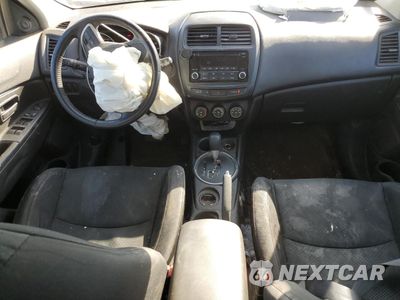Zdjęcie 8 z 14 samochodu: 2015 MITSUBISHI OUTLANDER SPORT ES VIN:4A4AP3AU7FE054564 - miniatura